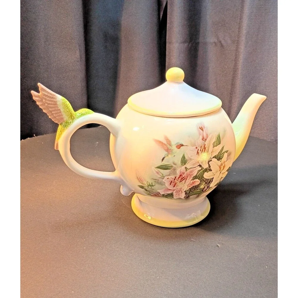 Vintage Hummingbird Lily Floral Teapot China Collectible Lina Lui Bird Decor Gif